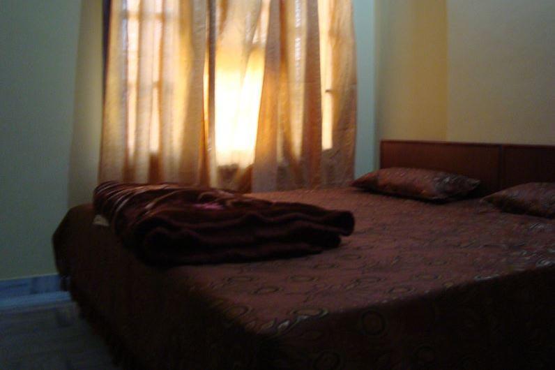 Raja Guest House Джаландхар Екстериор снимка