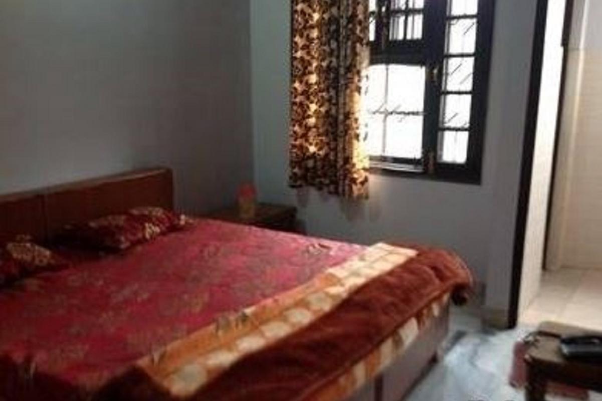 Raja Guest House Джаландхар Екстериор снимка